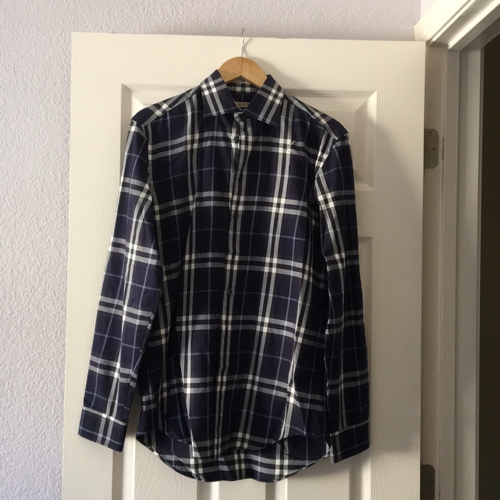 Men’s Burberry Button Up